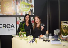 Christel de Block en Valerie van de Velde bemande de stand van Crea Green om hun RPP producten te promoten. 